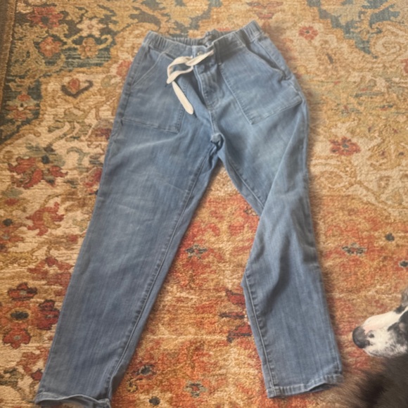 Judy Blue Blue pull on jogger Jeans with Cream Drawstring 7 /28 - Picture 4 of 7